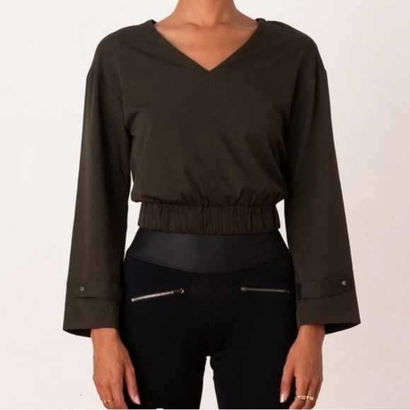 ADAY blouse - Picture 4 of 4